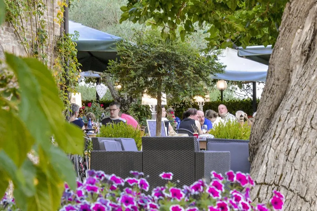 Casa Di Campagna In Toscana Guest House Sovicille Country house